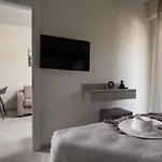 Crist Luxury Apartmán Nea Poteidaia