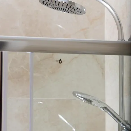 Crist Luxury * Nea Poteidaia